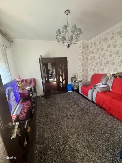 Casă cu 4 camere cu Teren 350 Mp în Central