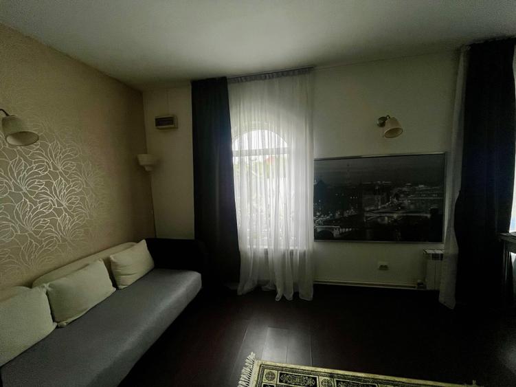 Casă cu 3 camere în Central