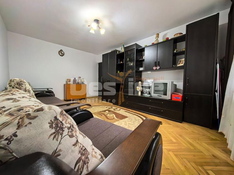 Apartament cu 2 camere decomandat, mobilat în Cug