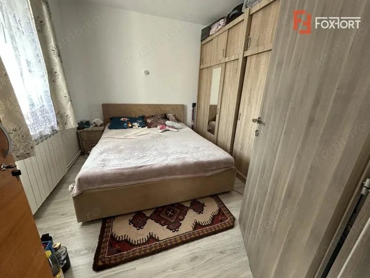 Apartament cu 3 camere semidecomandat, mobilat în Șag