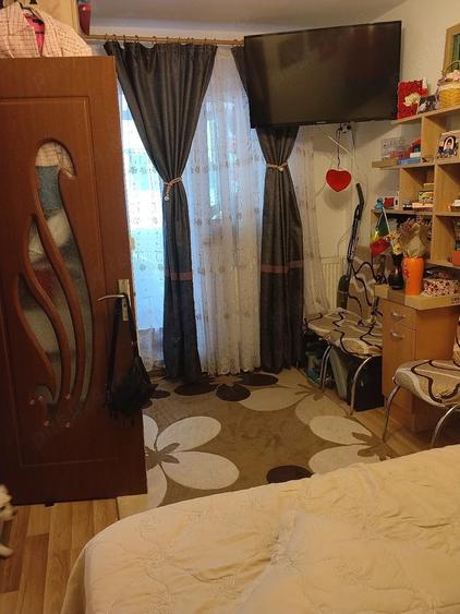 Apartament cu 2 camere nedecomandat în Central