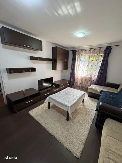 Apartament cu 2 camere în Podul de Fier