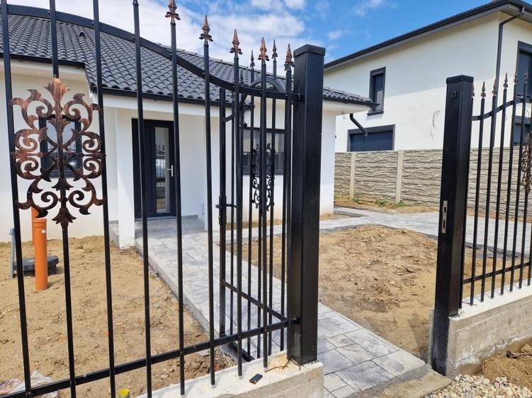 Duplex cu 3 camere cu Garaj în Moșnița Nouă