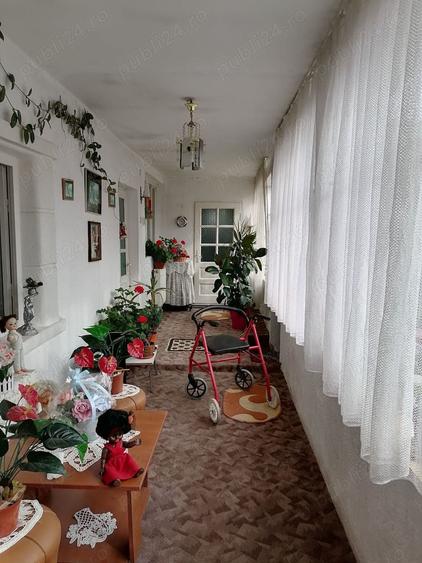 Casă cu 3 camere în Central