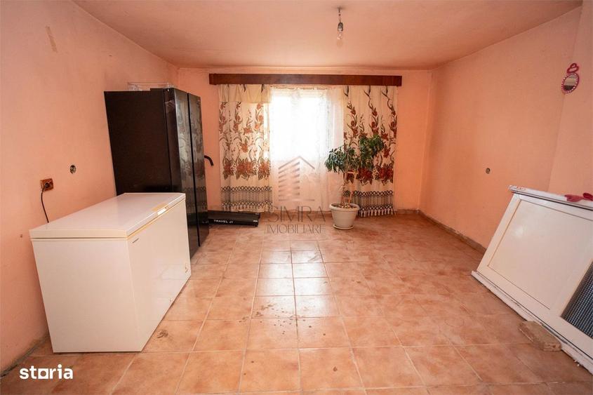 Casă cu 3 camere cu Teren 2000 Mp în Tămășeu