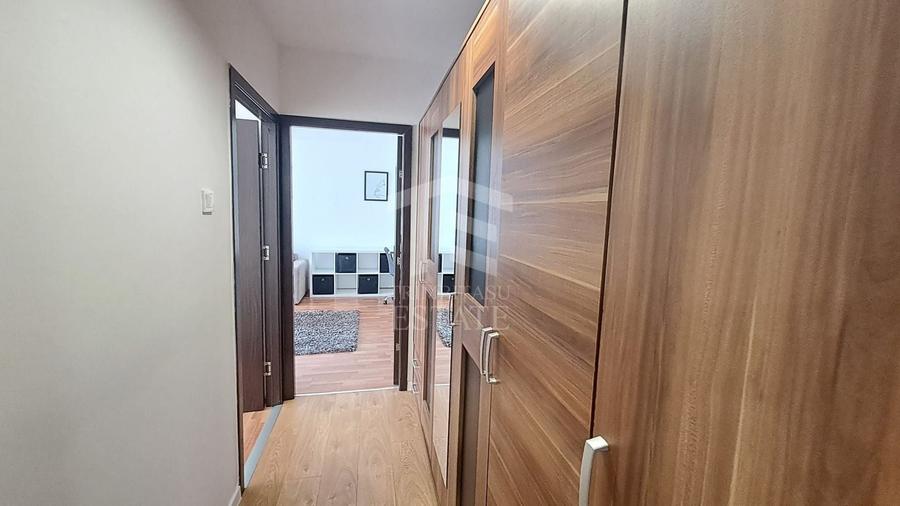 Apartament cu 2 camere semidecomandat, mobilat în Politehnica