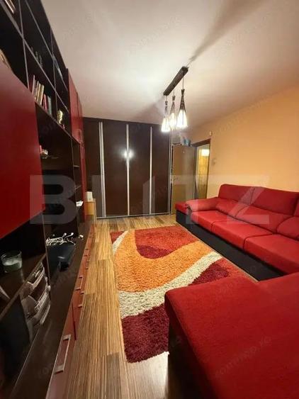 Apartament cu 4 camere decomandat în Vest