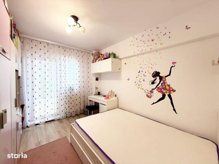 Apartament cu 4 camere semidecomandat în Micălaca