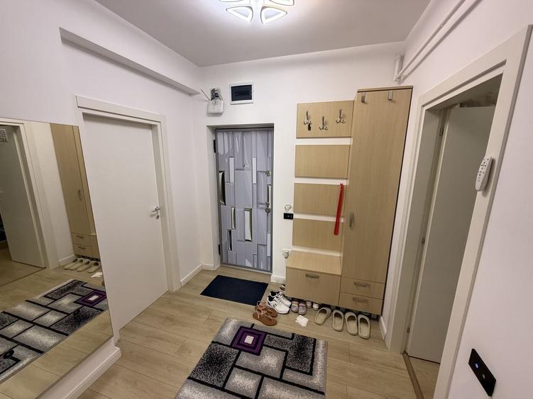 Apartament cu 2 camere decomandat, mobilat în Tomis Plus