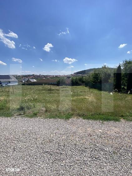 Teren de 611 mp, în Central