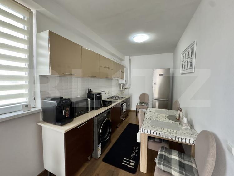 Apartament cu 2 camere semidecomandat, mobilat în Exterior Sud
