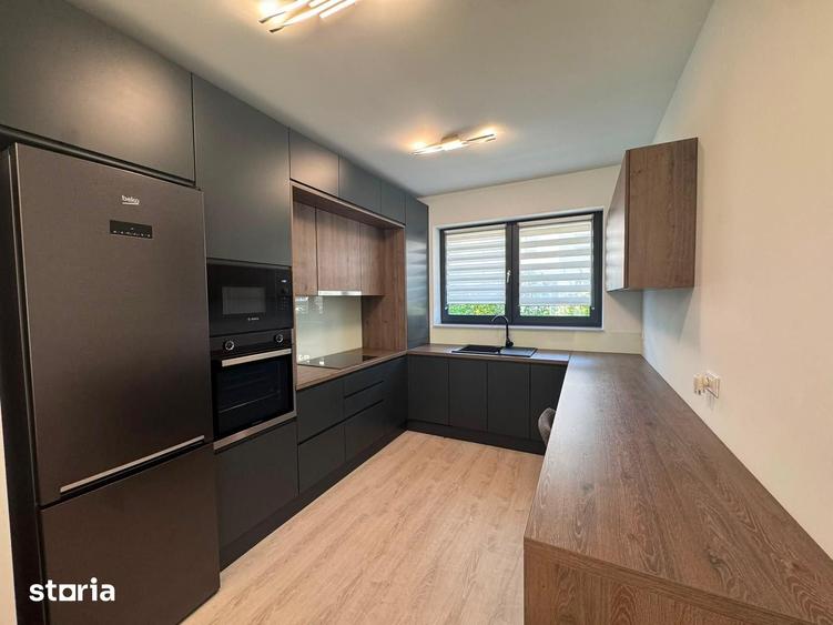 Casă cu 5 camere cu Teren 70 Mp în Central