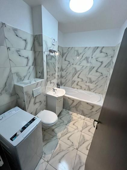Apartament cu 2 camere semidecomandat în Sânpetru