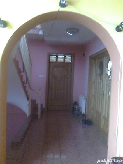 Casă cu 4 camere cu Teren 1211 Mp în Recea