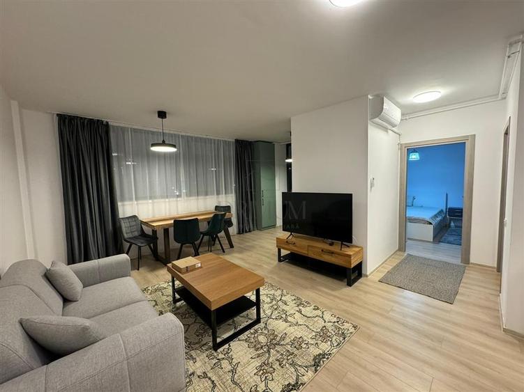Apartament cu 2 camere decomandat în Torontalului