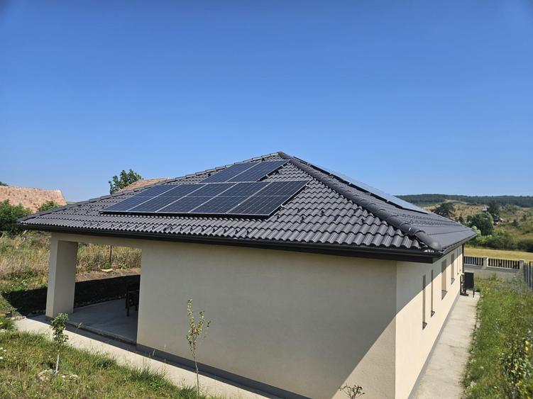 Casă individuală cu 4 camere cu Canalizare în Exterior Nord