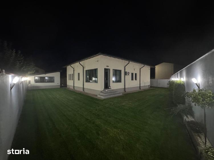 Casă cu 3 camere cu Teren 500 Mp în Târgșoru Vechi
