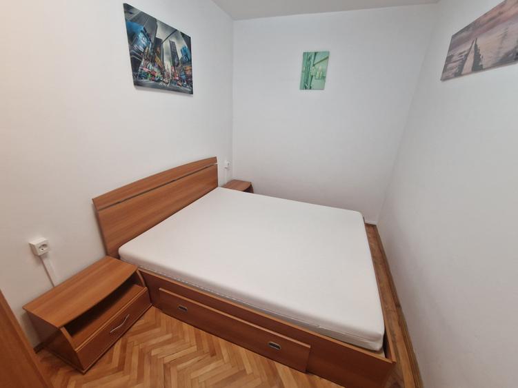 Apartament cu 2 camere nedecomandat, mobilat în P-ța Unirii