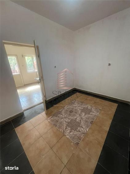 Casă cu 4 camere cu Teren 711 Mp în Borș