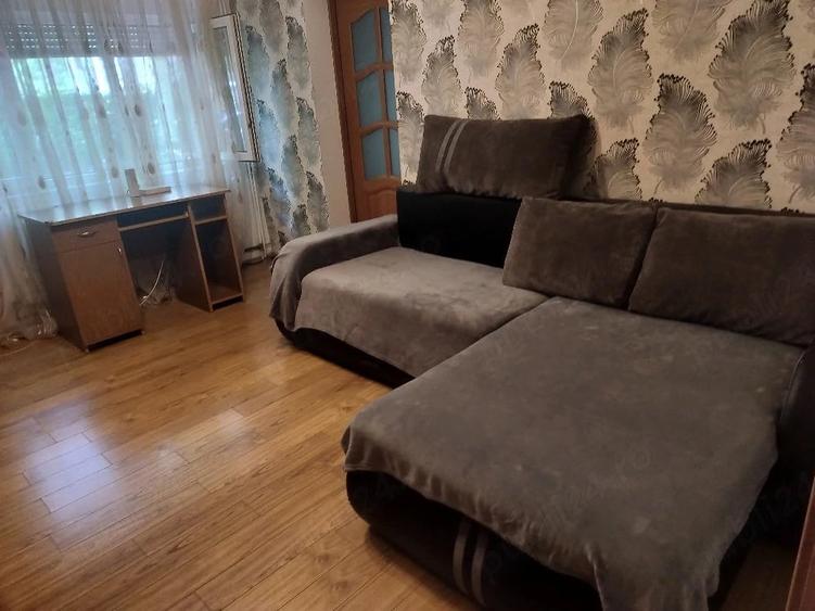 Apartament cu 2 camere decomandat în Traian