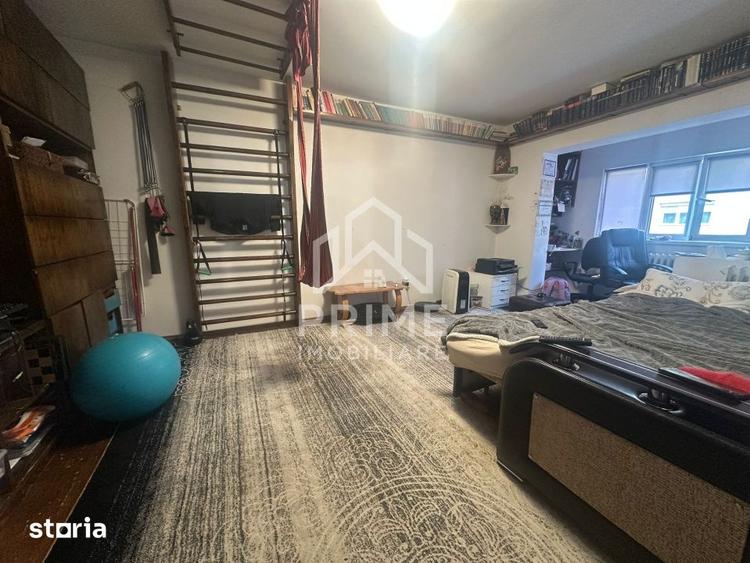 Apartament cu 2 camere decomandat, mobilat în Central