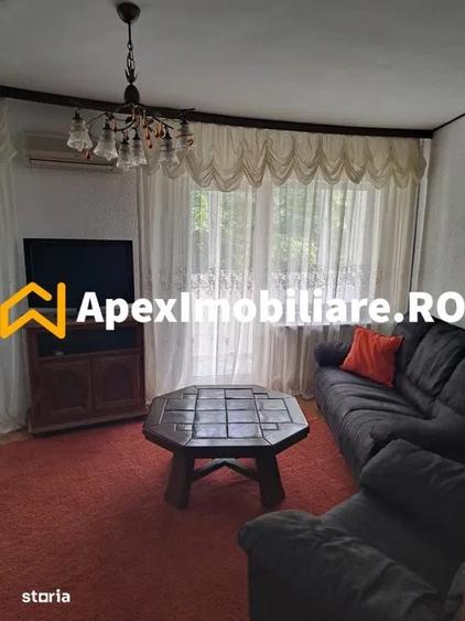 Apartament cu 3 camere decomandat în Obor