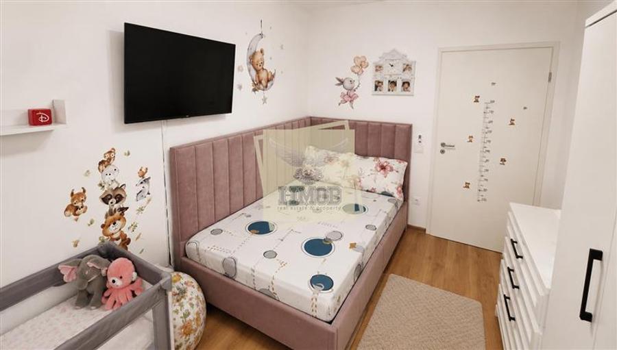 Apartament cu 3 camere decomandat, mobilat în Exterior Sud