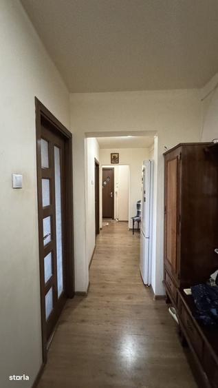3 camere decomandate 5 min metrou bloc anvelopat 1983 - 1