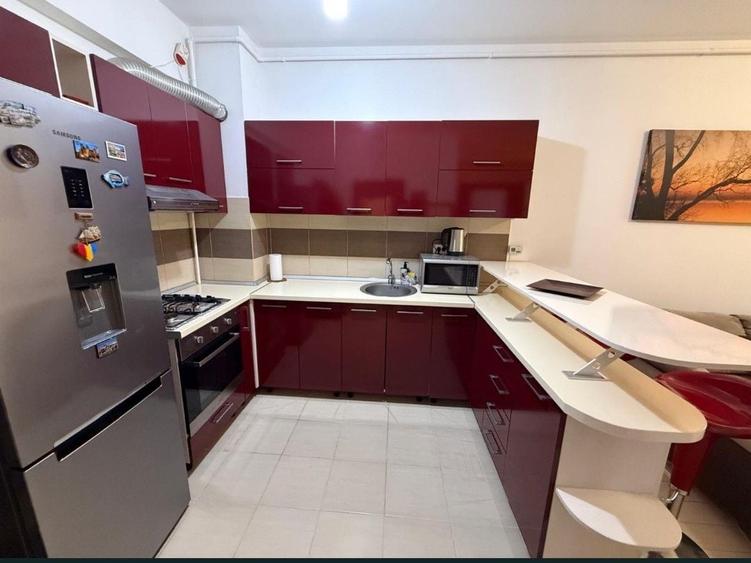 Apartament cu 2 camere decomandat în Exterior Vest