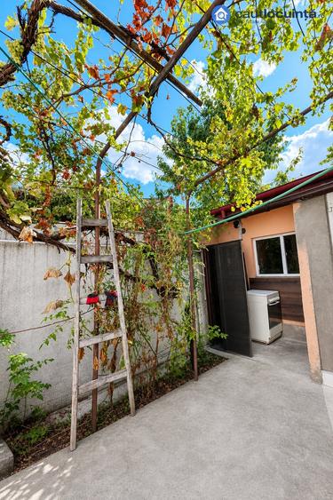 Casă cu 3 camere cu Teren 220 Mp în Chitila