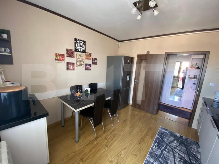 Apartament SUPERB 3 camere, 81 mp utili, garaj, 2 bai- zona Calea Moldovei - 11