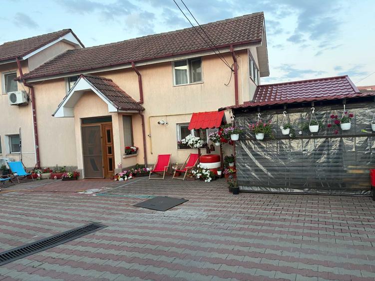Casă cu 2 camere cu Teren 150 Mp în Central
