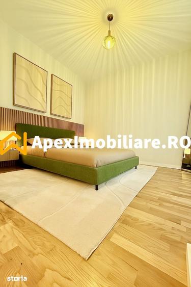 Apartament cu 3 camere semidecomandat în Dămăroaia