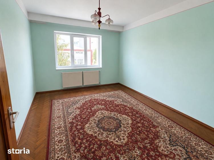 Apartament cu 3 camere în Ultracentral