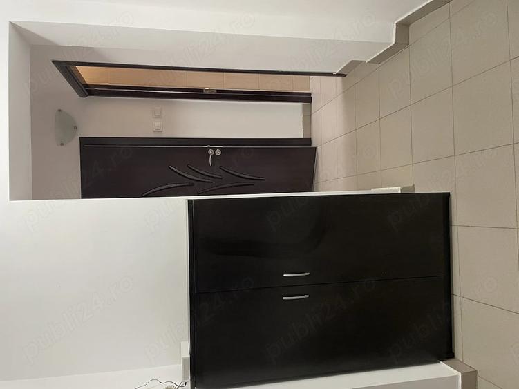 Inchiriez apartament 3 camere - 2
