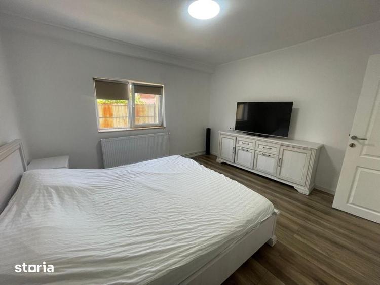 Casă cu 5 camere cu Teren 562 Mp în Răucești