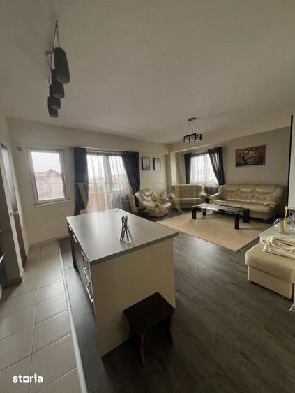 Apartament cu 3 camere, mobilat în Central