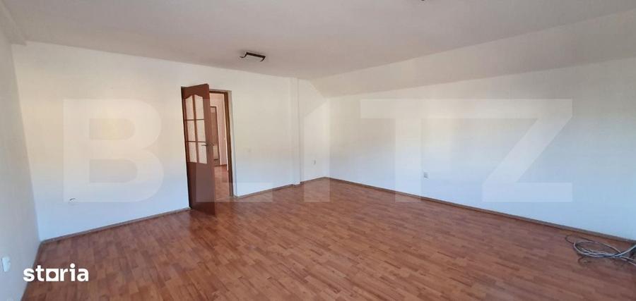 Casa 270 mp cu 3 intrari separate, Teren 500 mp, zona Oasului - 4
