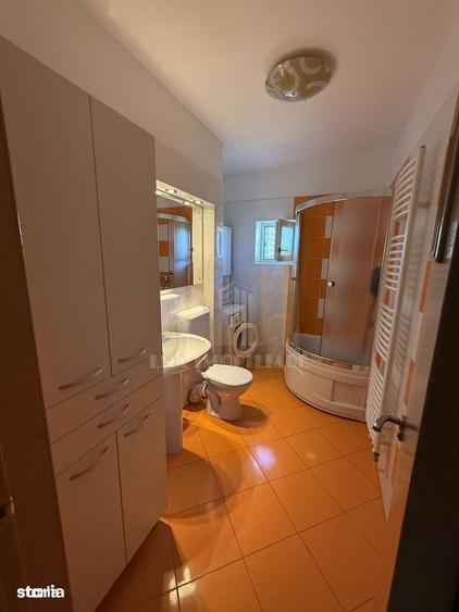 Apartament cu 2 camere decomandat în Hărmanului