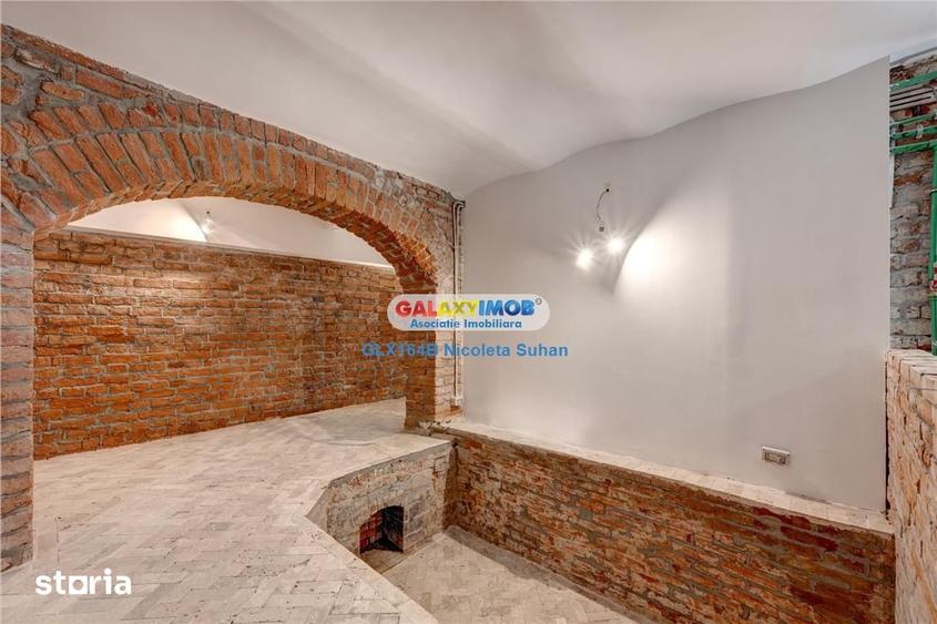 Casă cu 8 camere cu Teren 321 Mp în Dorobanți