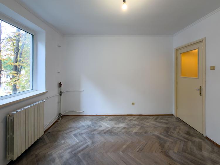 Apartament cu 2 camere semidecomandat în Tomis II