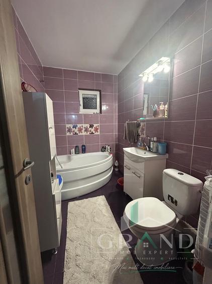 Apartament cu 2 camere decomandat, mobilat în Florești