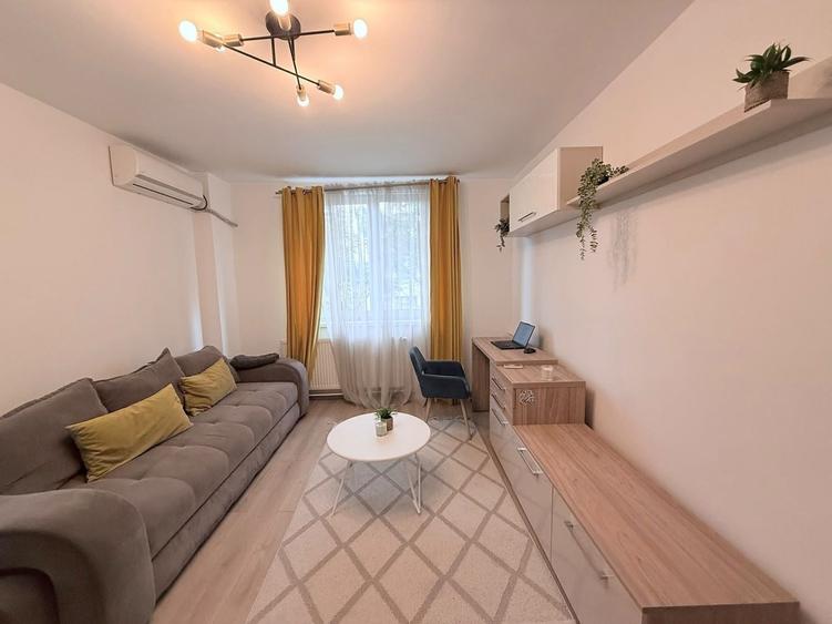 Apartament cu 2 camere semidecomandat, mobilat în Gara de Nord