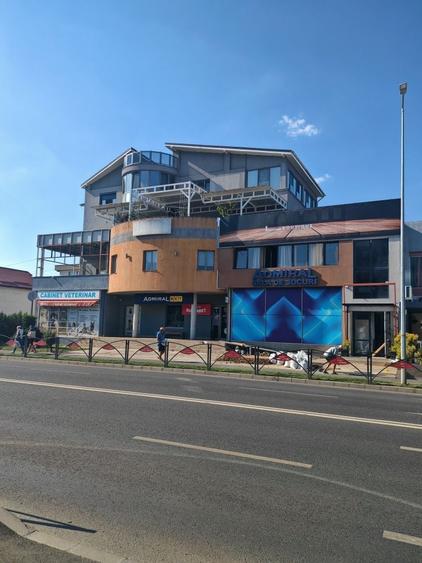 Spațiu comercial, de 215 mp, în Central