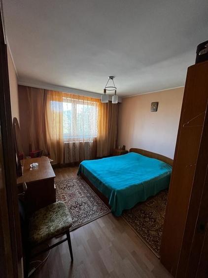Apartament cu 3 camere decomandat, mobilat în Tomis Nord