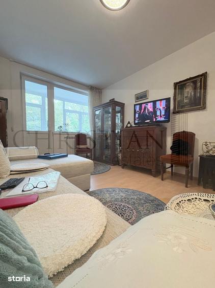 Apartament cu 2 camere semidecomandat în Obor