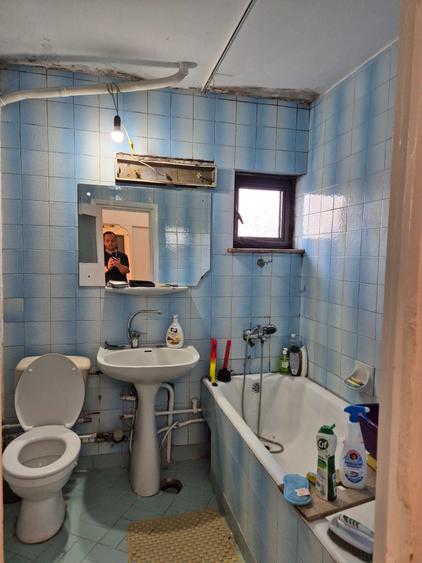 Apartament cu 3 camere decomandat în Alexandru cel Bun