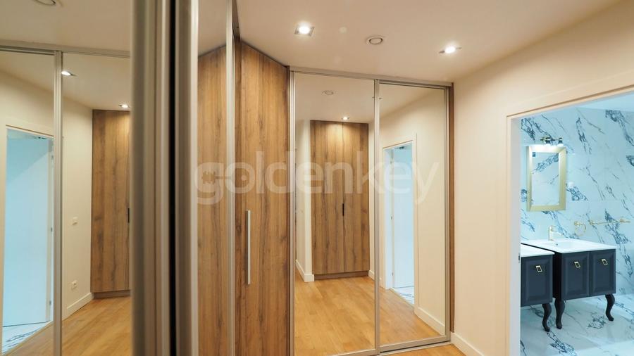 Apartament cu 4 camere decomandat, mobilat în Șoseaua Nordului