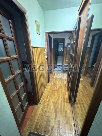 Apartament cu 3 camere decomandat în Lugojului