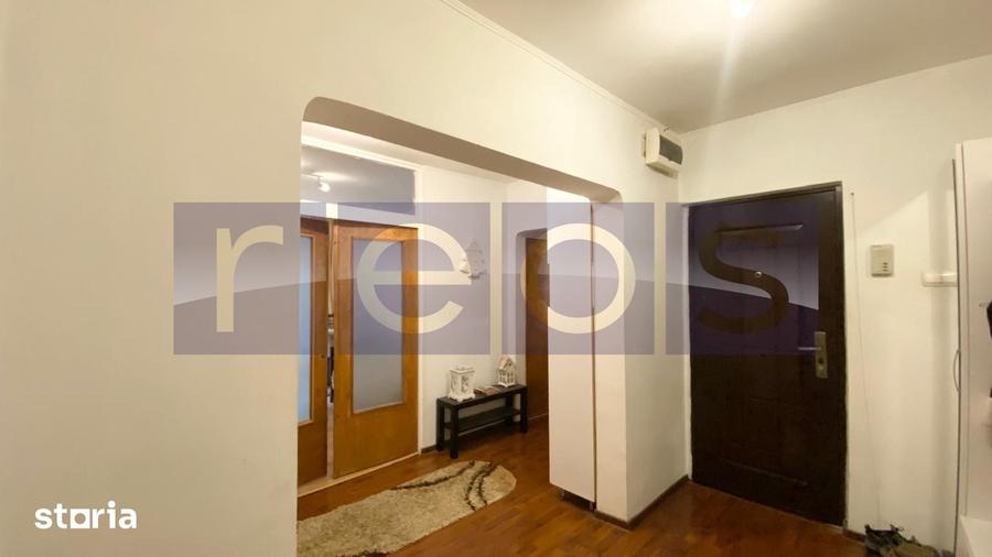 Apartament cu 4 camere decomandat în Rahova